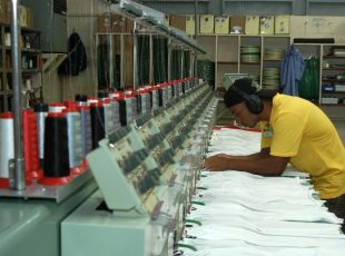 Economia reage, mas qualificação de mão de obra ainda é desafio