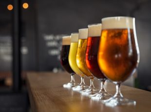 Núcleo das Cervejarias comemora desempenho de marcas de Jaraguá em evento mundial