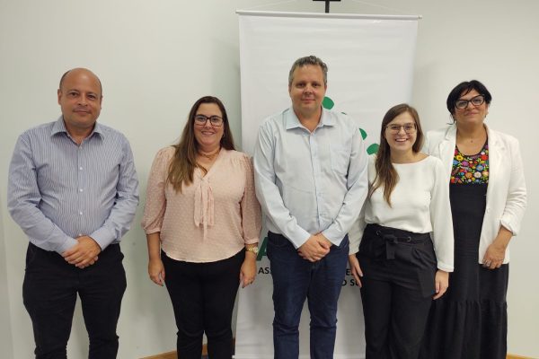 Presidente do Inmetro se reúne com lideranças, na ACIJS, e relata ações