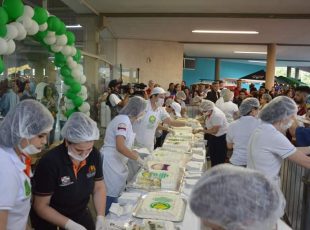 Presente do Núcleo de Panificação e Confeitaria, bolo de aniversário é destaque nos 146 anos de Jaraguá