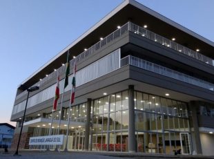 Ministro Paulo Alvim vem a Jaraguá para conhecer uma cidade movida pela inovação