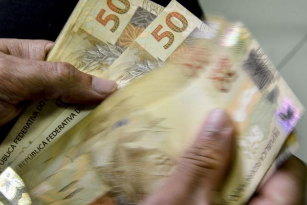 ACIJS defende manutenção de Selic no patamar atual