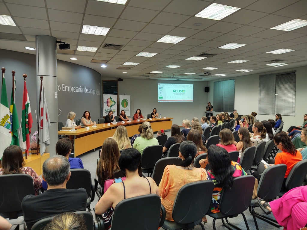 Mulheres na Indústria” debate o papel feminino nas empresas e no  associativismo