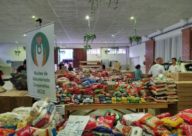 Campanha do Núcleo de Voluntariado Corporativo arrecada mais de 10 toneladas de alimentos