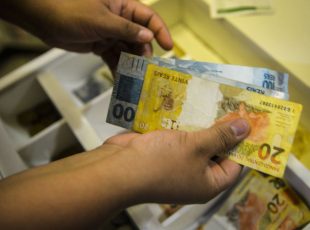 PEC da reforma tributária é aprovada. Entenda as principais propostas
