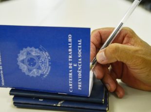 Brasil tem igualdade salarial aprovada em lei