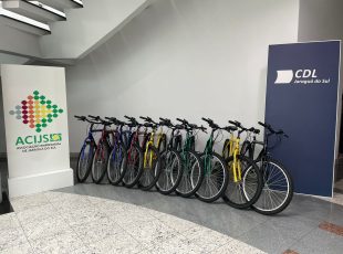 ACIJS e CDL apoiam PM em formatura do Proerd 2023