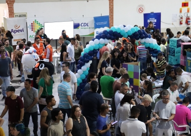 Evento mobiliza comunidade e amplia oportunidades de emprego em Jaraguá do Sul