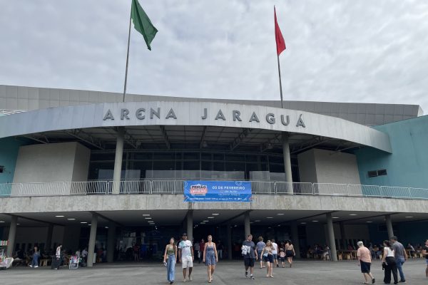 Feirão de Empregos repete sucesso e movimenta mais de 25 mil pessoas na Arena