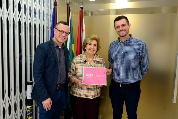 ACIJS e SCAR se reúnem com senadora Ivete Silveira